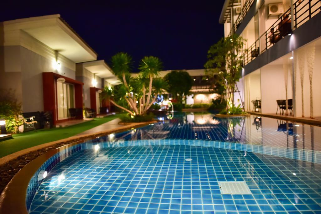 Hotel Milano Huahin Extérieur photo