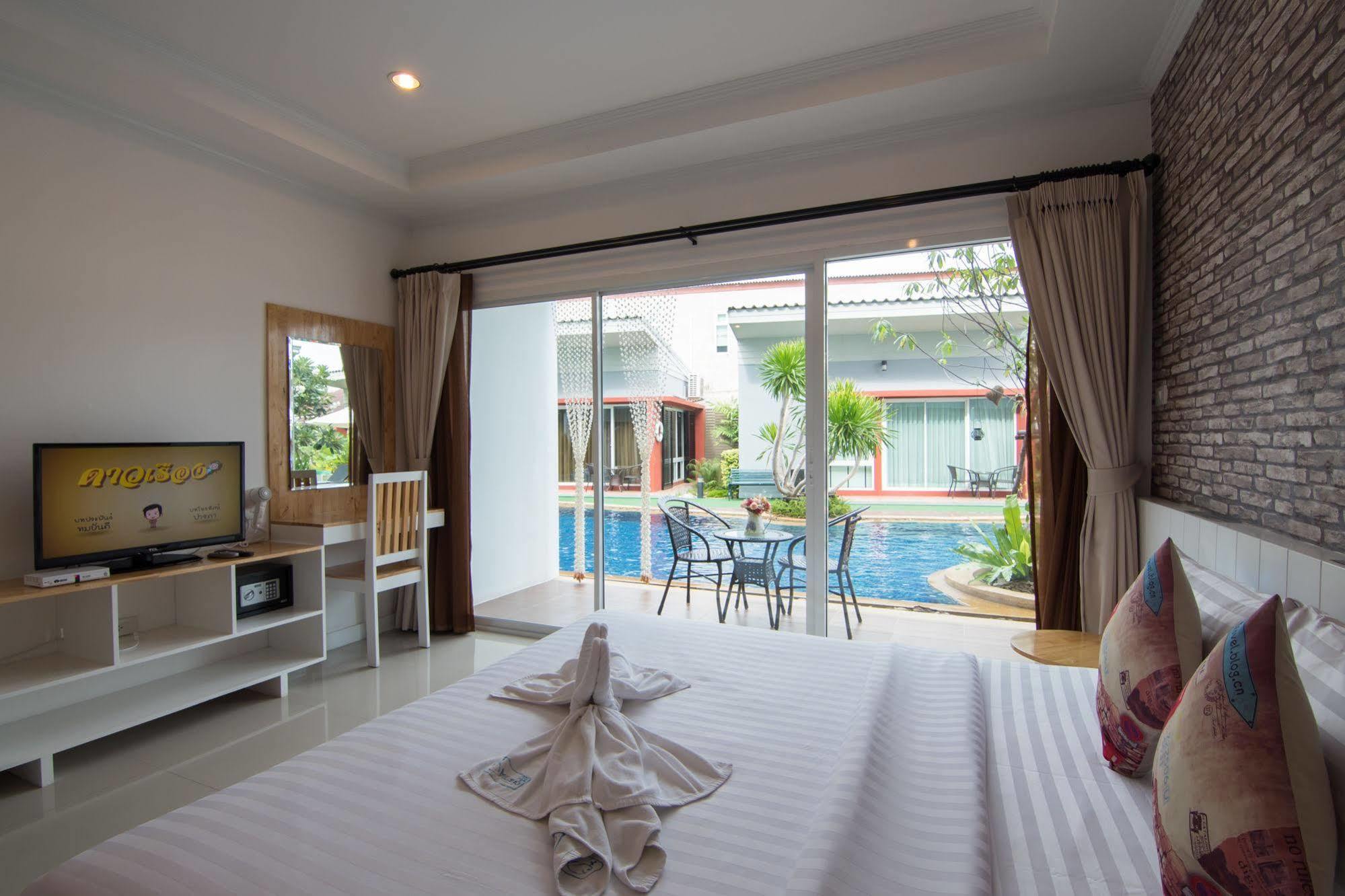 Hotel Milano Huahin Extérieur photo